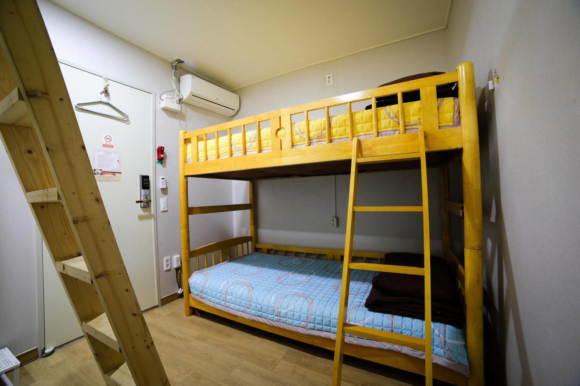 Sopoong Guesthouse Μπουσάν Εξωτερικό φωτογραφία